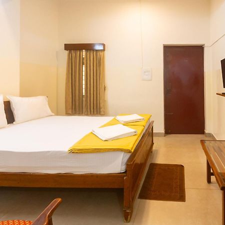 Sri Ramakrishna Hotel 벵갈루루 외부 사진