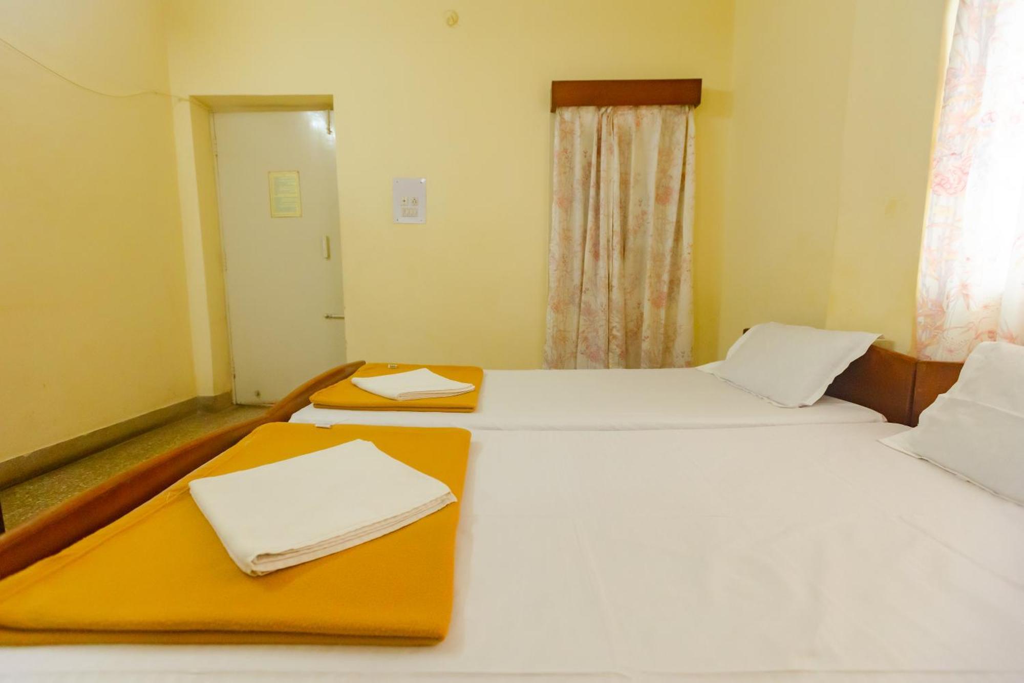 Sri Ramakrishna Hotel 벵갈루루 외부 사진